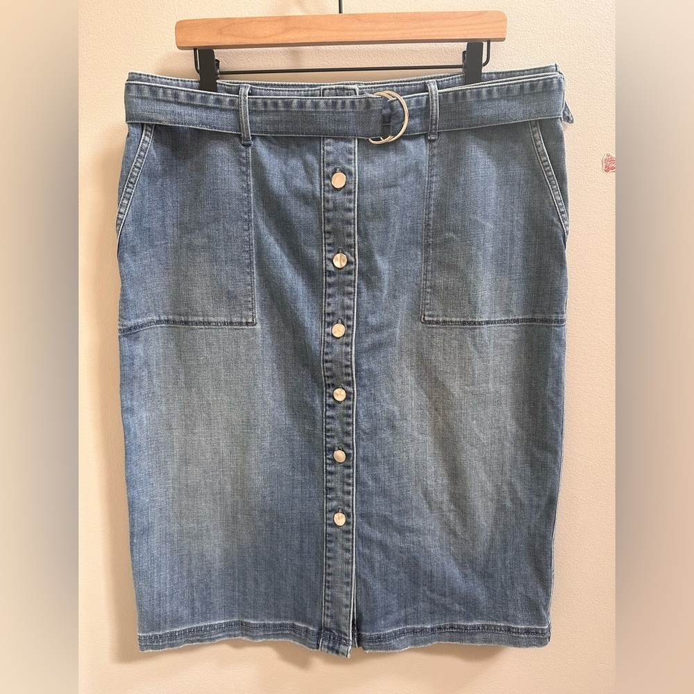 NEW Chicos Button-Front Belted Denim Midi Skirt Indigo Wash Women 2.5/14 Chic